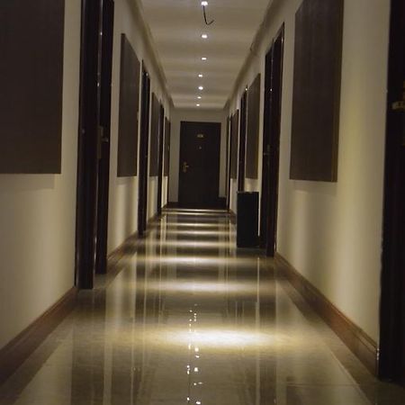 Mustika Gajah Mada Hotel Jacarta Exterior foto