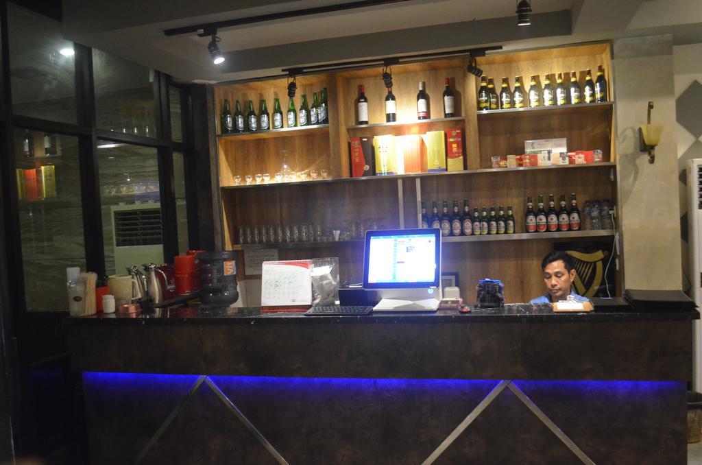 Mustika Gajah Mada Hotel Jacarta Exterior foto