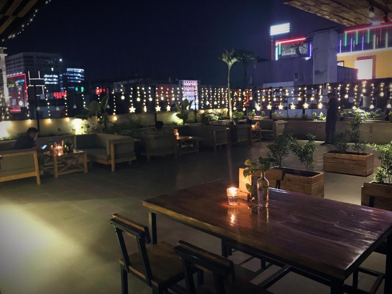 Mustika Gajah Mada Hotel Jacarta Exterior foto