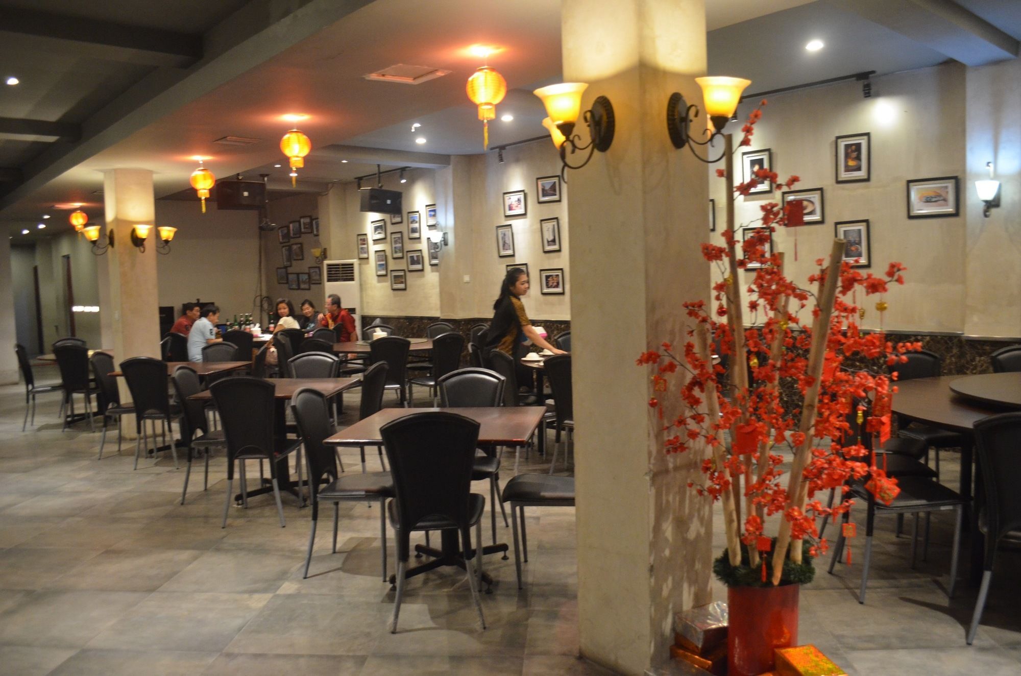 Mustika Gajah Mada Hotel Jacarta Exterior foto