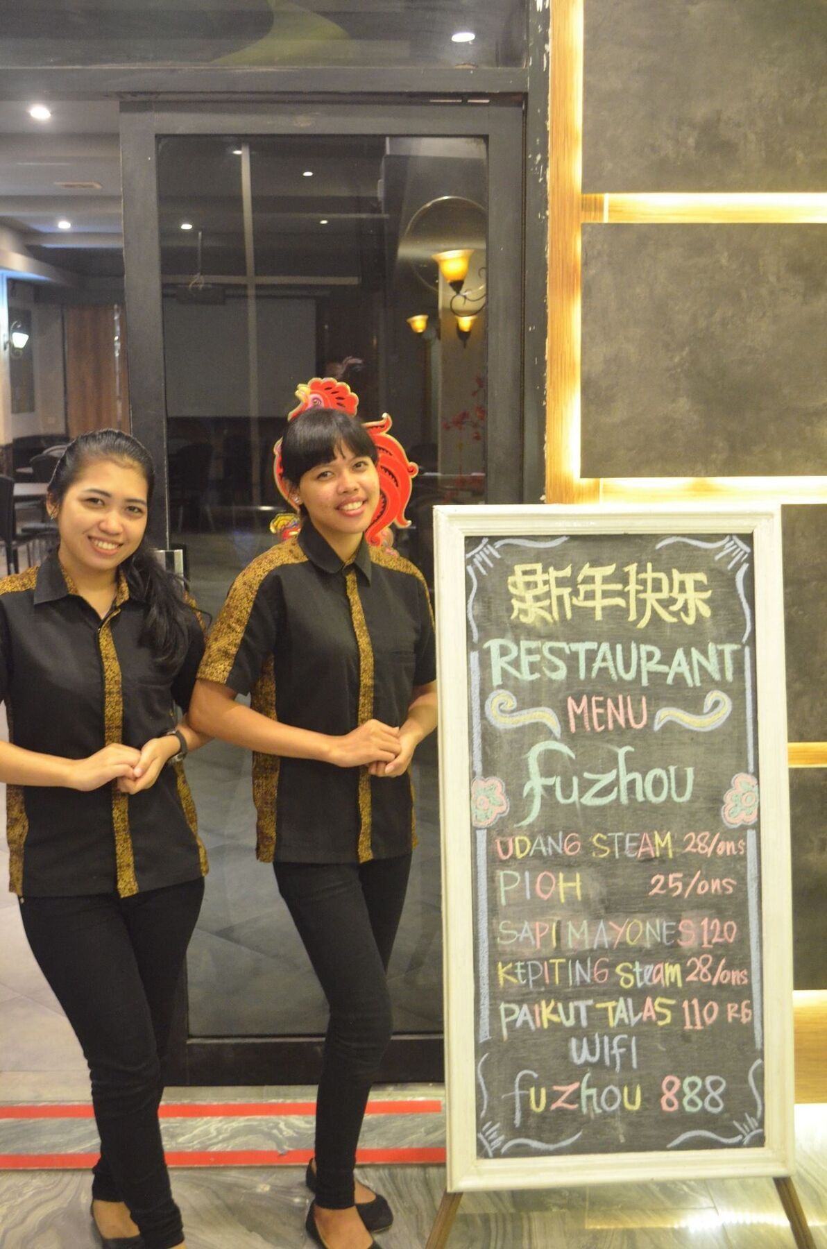 Mustika Gajah Mada Hotel Jacarta Exterior foto